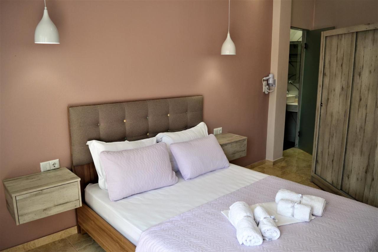 Ioni Rooms Potos Exterior foto