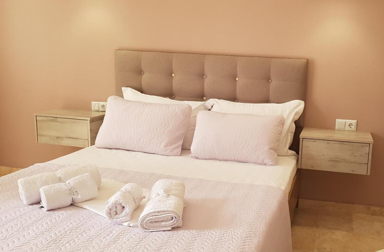 Ioni Rooms Potos Exterior foto